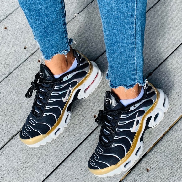 Nike Shoes - Nike Air Max Plus